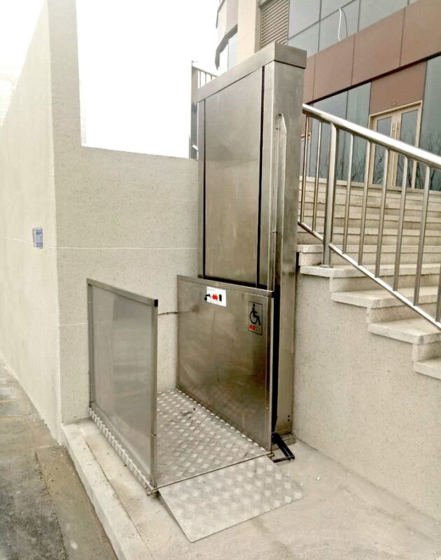 vertical wheel chair lift (3)